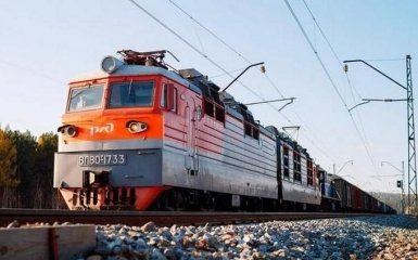 На окупованому Донбасі знову помітили російський потяг: що відомо