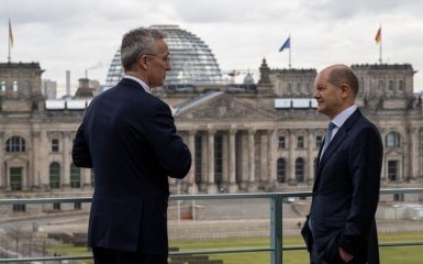 Генсек НАТО призвал РФ продолжить переговоры по вопросам безопасности