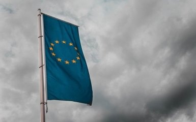Европарламент рекомендовал предоставить Украине статус кандидата на членство в ЕС