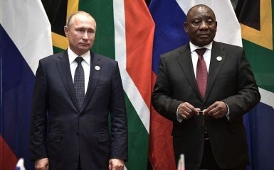 Власти ЮАР уговаривают Россию возобновить зерновое соглашение