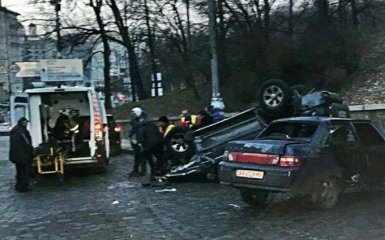 В центре Киева произошло серьезное ДТП: появились фото