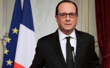 Олланд буквально "потоптался" по Путину и назвал условие встречи