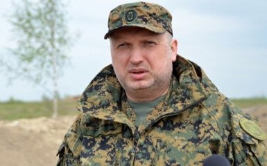 Турчинов оцінив терміни звільнення Донбасу і силу української армії