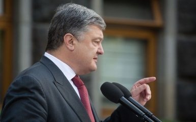 Дозволено все: Порошенко розказав, коли підпише Закон про валюту
