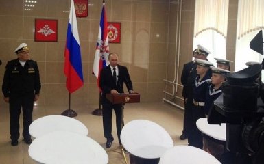 Пафосне звернення Путіна до курсантів-нахімовців насмішило соцмережі: опубліковано відео
