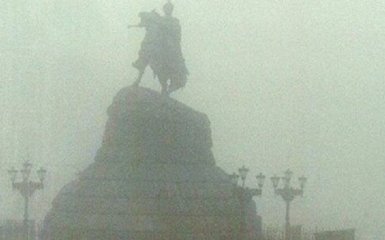 Київська влада пояснила причину таємничого запаху гару