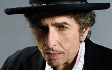 Боб Ділан змінив своє рішення щодо Нобелівської премії