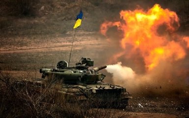У мережі з'явилося відео з української бойовою технікою на полігоні: соцмережі в захваті