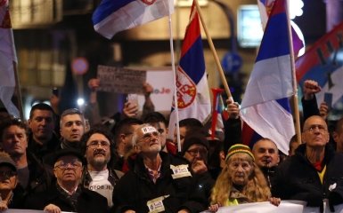 Протести в Сербії