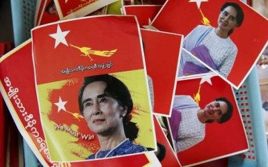 Исторический новый парламент в Мьянме начал свое первое заседание