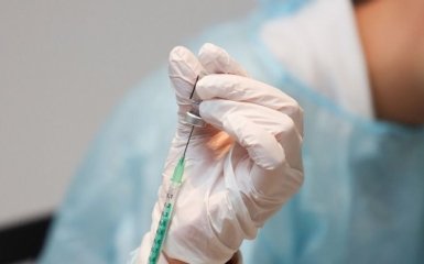 У США помер чоловік через кілька годин після щеплення від коронавіруса