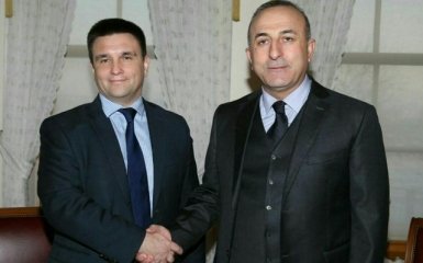 Глави МЗС України та Туреччини обговорили порушення прав людини в Криму