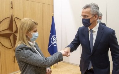 Стефанишина обсудила российскую угрозу с генсеком НАТО