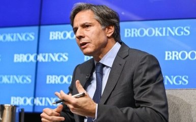 Блинкен пригрозил Китаю санкциями в случае оказания летальной помощи России