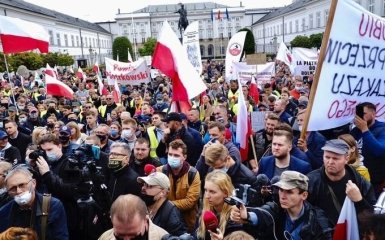 Фермери у Польщі пригрозили зірвати візит Зеленського