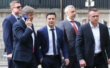 В штабе Зеленского подтвердили продолжение курса Порошенко – появилась первая реакция РФ