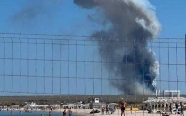 В Крыму раздались взрывы. Вероятно, поражены радиолокационные станции на мысе Тарханкут