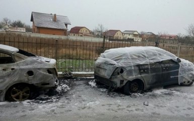 Под Киевом неизвестные устроили поджоги авто: опубликованы фото и видео