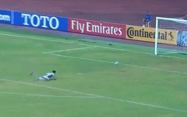 Футбольное преступление: голкипер КНДР пропустил позорный гол - опубликовано видео