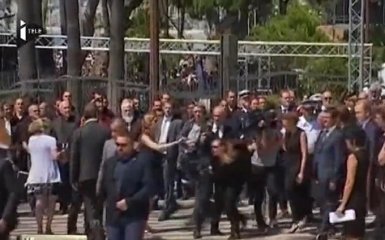 Прем'єра Франції освистали через теракт в Ніцці: опубліковано відео