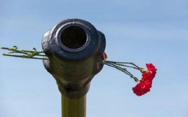 Опозиціонер заявив про останній парад 9 травня у Росії