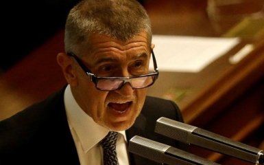 Они лгут: премьер-министр Чехии планирует подать на Словакию судебный иск