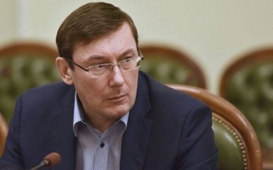 Луценко раскрыл детали смертельной перестрелки полиции