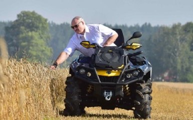 Лукашенко оголосив "мобілізацію" для збору врожаю