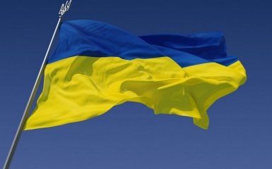 В Первомайске появился флаг Украины