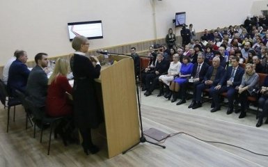 Слід вводити страхову медицину, як живе 90% цивілізованого світу, - Тимошенко