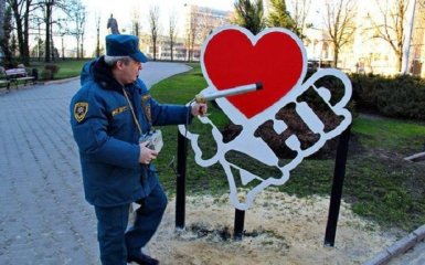 Фанаты ДНР любят ее издалека: соцсети посмеялись над известными сепаратистами