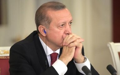 Туреччина відправляє війська до Азербайджану для контролю над Карабахом