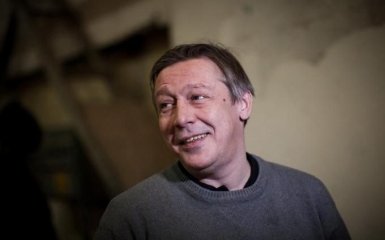 Российский актер позабавил трусами на Новой волне: опубликованы фото