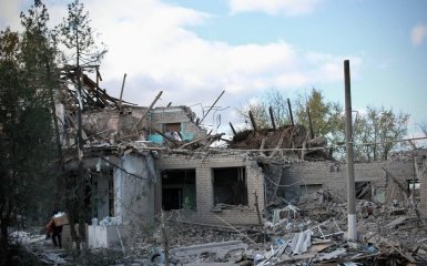 Последствия ракетной атаки армии РФ по югу Украины