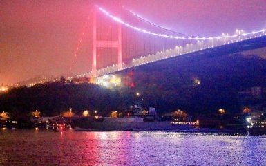 Военный корабль-разведчик Великобритании вошел в Черное море: опубликованы фото и видео