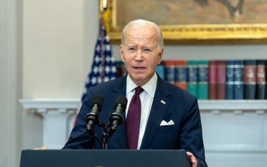 Байден зробив заяву після ухвалення бюджету США без допомоги Україні