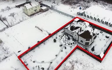 Батьки допомагають: українські митники повеселили відео про свої багатства