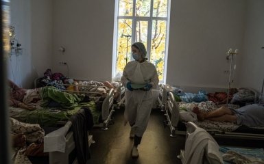 В Україні підвищили зарплати медпрацівникам