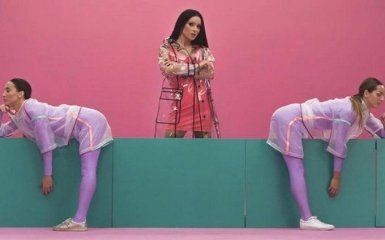 Украинская певица в День всех влюбленных представила новый стильный клип