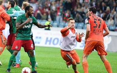 Финал Кубка России "украсила" грандиозная драка футболистов и болельщиков: появилось видео