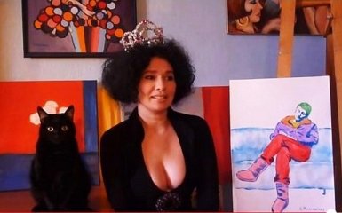 Жінка грудьми намалювала прес-секретаря Путіна: опубліковано відео