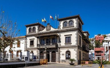 Восемь украинских посольств получили окровавленные пакеты с глазами животных — МИД