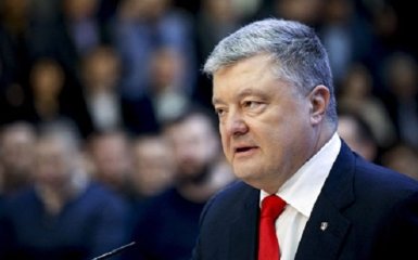 Порошенко сделал Зеленскому новое предложение по дебатам