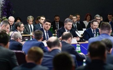 Порошенко объяснил, что нужно для снятия блокады ОРДЛО