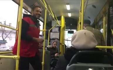 Отвязный киевский кондуктор стал хитом соцсетей: появилось видео