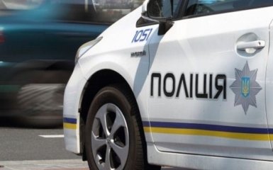 П'яний водій у Києві влетів у машину копів: з'явилися фото