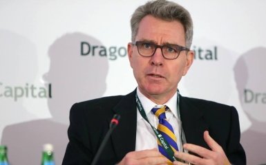 Посол США: Поки гинуть українські військові, ніхто не вимагає виборів на Донбасі