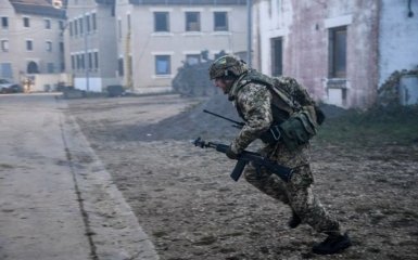 Боевики ранили двух военных ВСУ на Донбассе