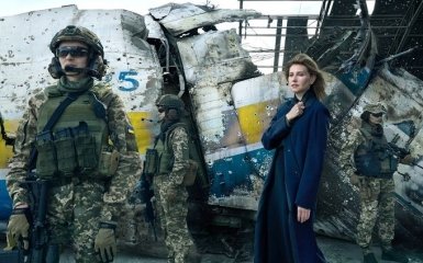 Vogue поместил на обложку первую леди Украины Елену Зеленскую