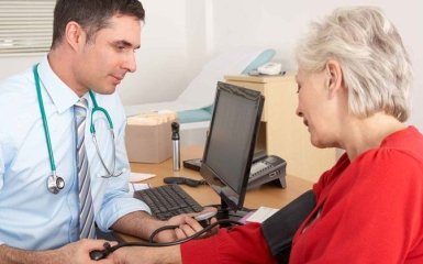 Названо количество украинцев, которые выбрали семейного врача в день старта кампании